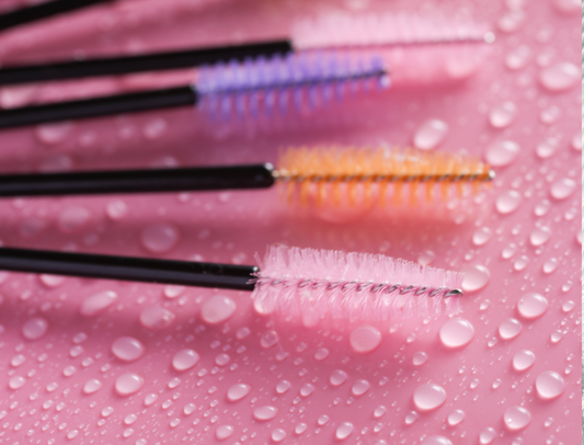 Can You Use Lash Serum and Mascara Together?